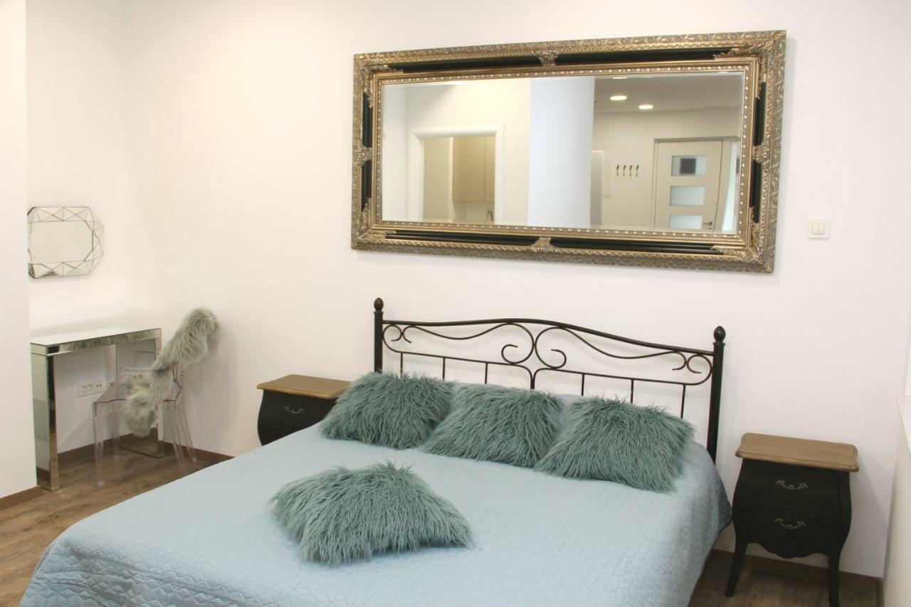 שיבניק Maja Apartment מראה חיצוני תמונה